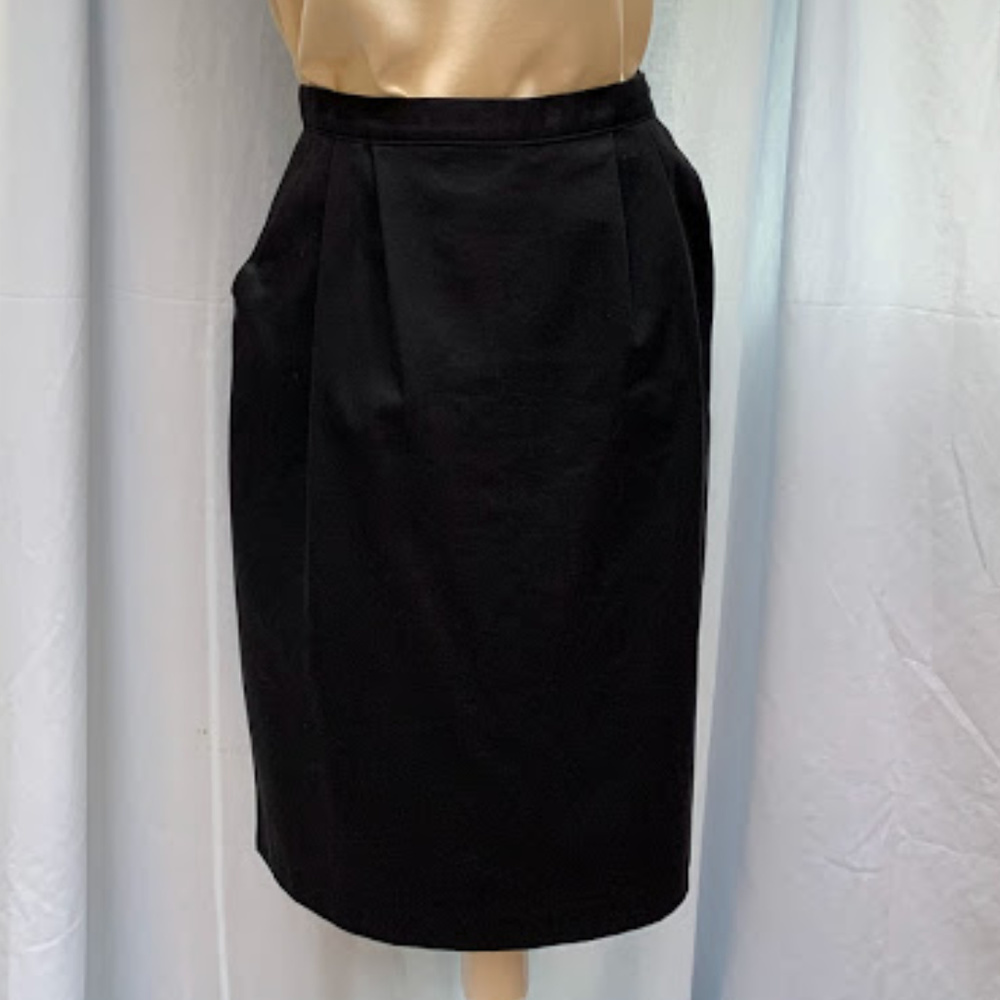 Vintage Gray Skirt with Pockets